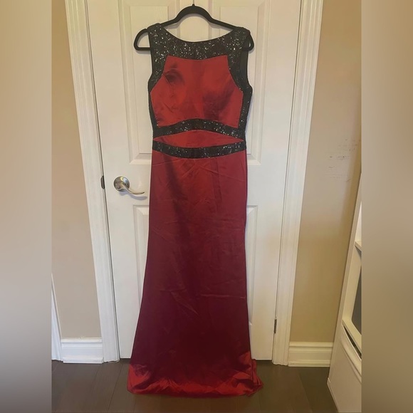Red Satin Gown - Picture 1 of 6